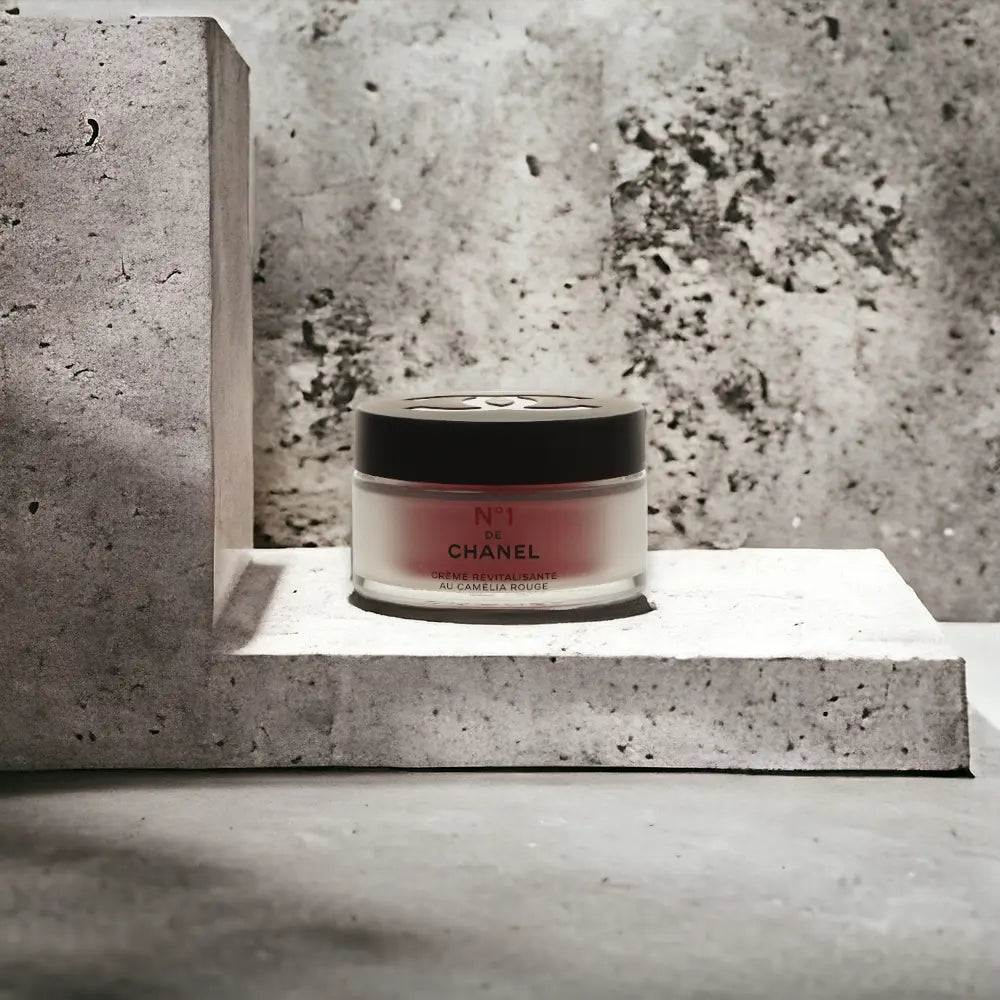 N°1 de Chanel Red Camellia Revitalizing Cream CHANEL