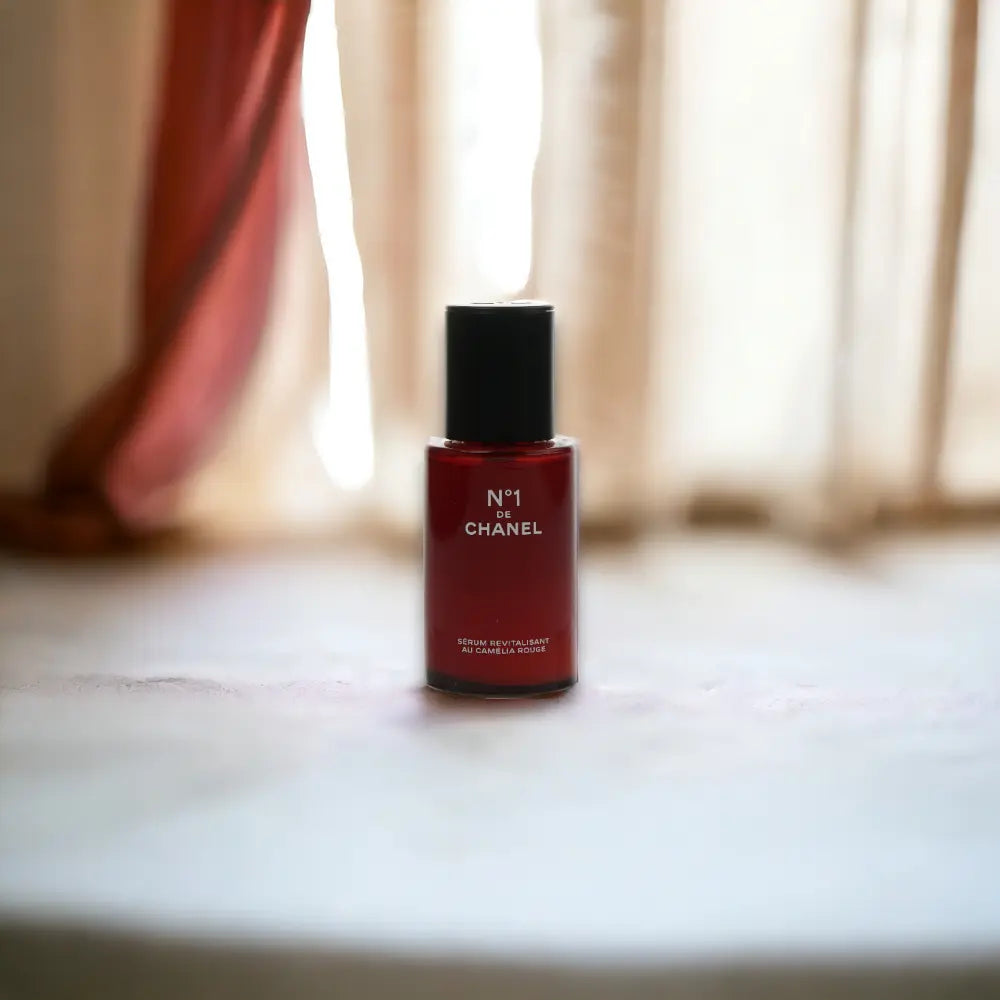 N°1 de Chanel Red Camellia Revitalizing Serum CHANEL